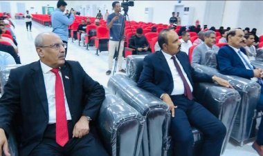 الكثيري يشارك في الإفطار الرمضاني الأول لطلاب المنحة الإماراتية بكلية الطب جامعة حضرموت