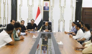 المحافظ بن ماضي  يطلع على تقرير مكتبه السنوي ويشدد على تسخير كافة الإمكانيات لخدمة المواطنين وقضاياهم