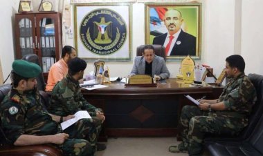 رئيس تنفيذية انتقالي لحج يلتقي قيادة قوات الحزام الأمني بالمحافظة