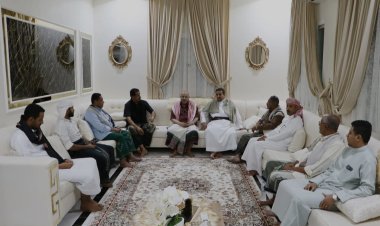 الكثيري يلتقي وفدا من قبائل نهد بالمكلا