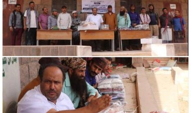 مؤسسة السلام توزع كسوة العيد في مناطق بالضالع ولحج