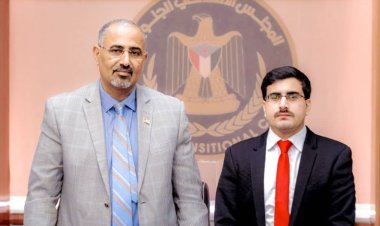 بن عفرار  : يهنئ القيادة السياسية وشعب الجنوب بحلول عيد الفطر المبارك .