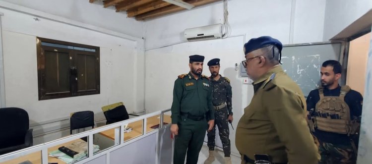 مدير عام أمن حضرموت الوادي والصحراء يتفقد سير العمل في شرطة تريم والاحوال المدنية خلال أوائل الشهر الفضيل