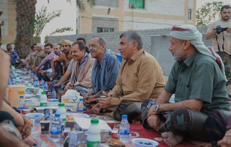 بحضور قائد المنطقة العسكرية الثانية.. قوة خفر السواحل تنظم مأدبة إفطار رمضاني جماعي لمنتسبيها