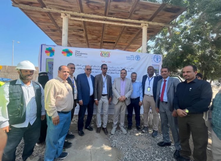 السقطري يفتتح مبنى الصحة الحيوانية والإرشاد والتدريب الزراعي ويضع حجر الأساس للمختبر البيطري بعدن