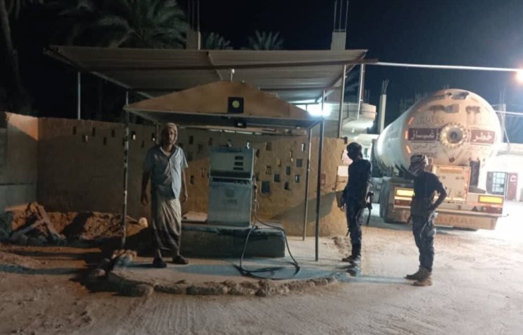شرطة وادي حضرموت تنفذ حملة لإغلاق محطات الغاز المخالفة للتسعيرة الرسمية في مديرية سيئون
