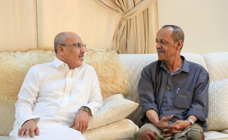 قائد المنطقة العسكرية يناقش مع رئيس الجمعية الوطنية للمجلس الانتقالي الجنوبي تطورات الأوضاع السياسية والعسكرية بحضرموت