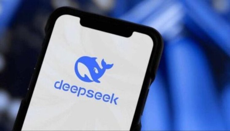 إدارة ترامب تبحث حظر تطبيق DeepSeek