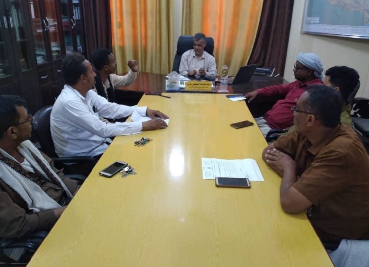 المدير العام لمديرية غيل باوزير يترأس اجتماع بمدراء المكاتب الخدمية