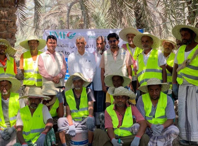 العطيشي يدشن المرحلة الثانية من مشروع من الغذاء إلى الصمود بمديرية غيل باوزير