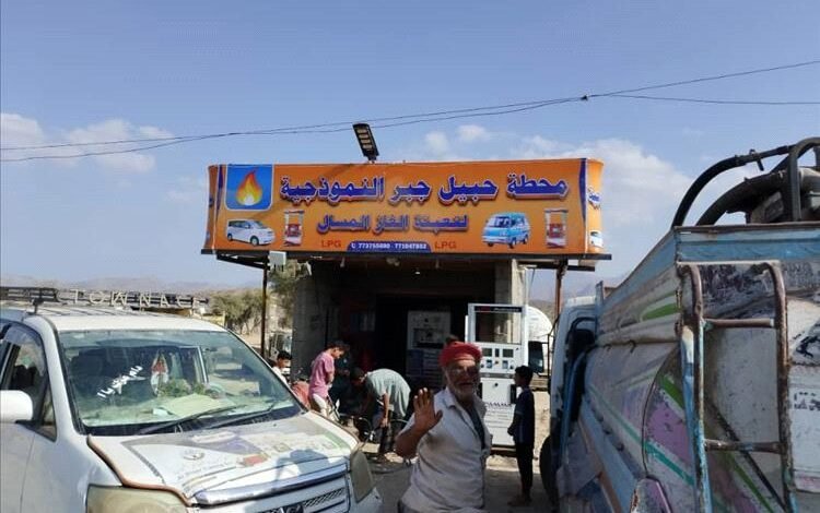 لحج…مواطنون يثنون على جهود مدير مكتب الصناعة في حبيل جبر