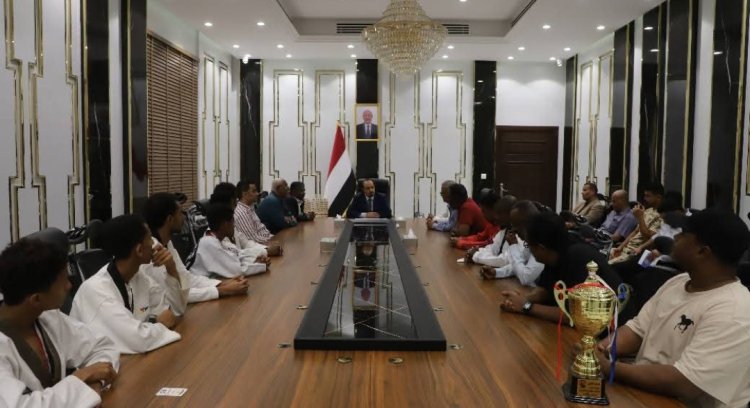 محافظ حضرموت يُكرّم فريق التايكواندو الحائز على وصافة بطولة الوفاء السادسة للفقيد إبراهيم الحبشي