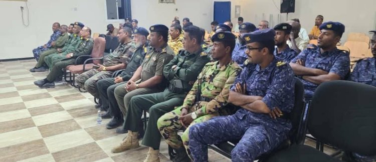 الإدارة العامة للتوجيه المعنوي والعلاقات العامة بوزارة الداخلية تنظم أمسية رمضانية بالإدارة العامة لأمن وشرطة ساحل حضرموت