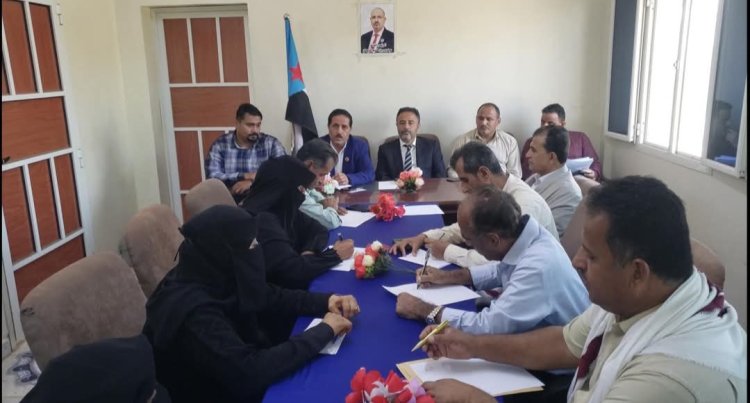 بحضور الشقي.. إتمام مراسم تسليم واستلام رئاسة الهيئة التنفيذية لانتقالي أبين