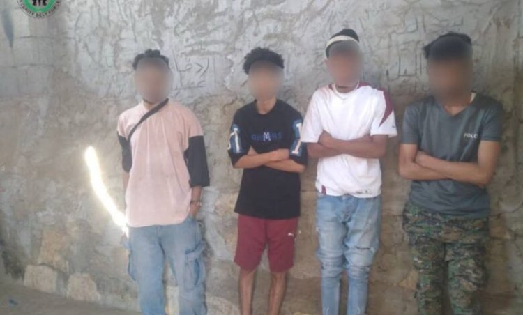 قوات الحزام الأمني في لحج تضبط أربعة متعاطين ومشتبهين بترويج مواد مخدرة