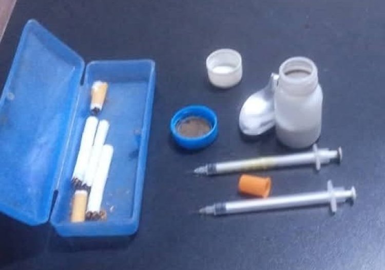 إدارة مكافحة المخدرات تضبط شخصين بحوزتهما مواد مخدرة في ساحل محيفيف.