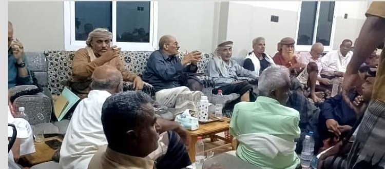 اللجنة الاستشارية لمعالجة قضايا الثأر والنزاعات القبلية بمجلس المستشارين تبارك إنهاء قضية الثأر بين قبيلتي الشماية والبريمة في لحج