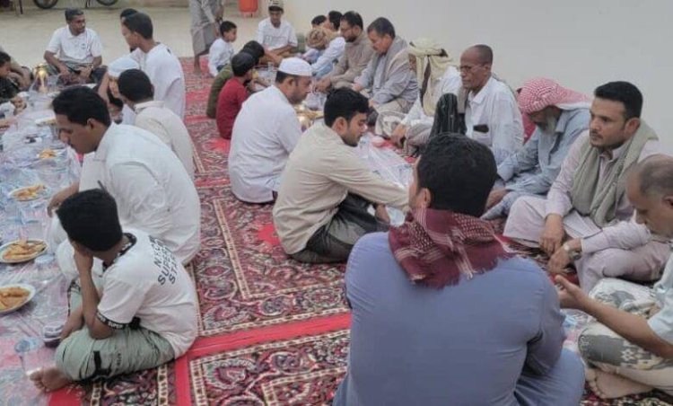 أمسية رمضانية للبيوت المجاورة لمسجد الرحمن بمدينة سيئون