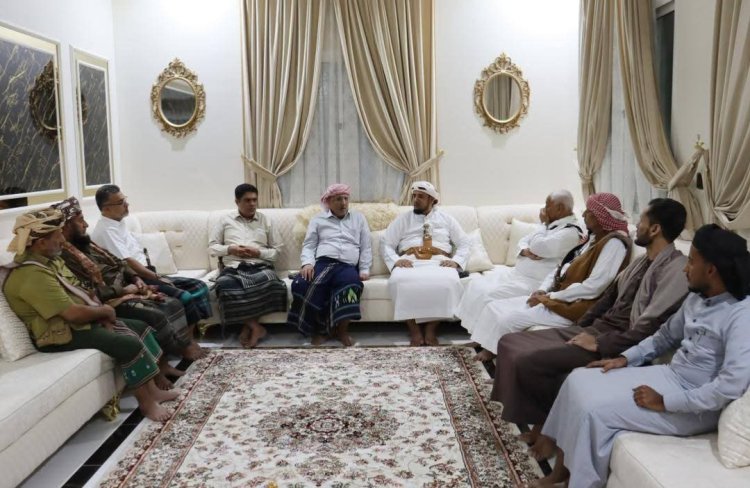 الكثيري يستقبل وفدا من مشايخ قبائل يافع حضرموت