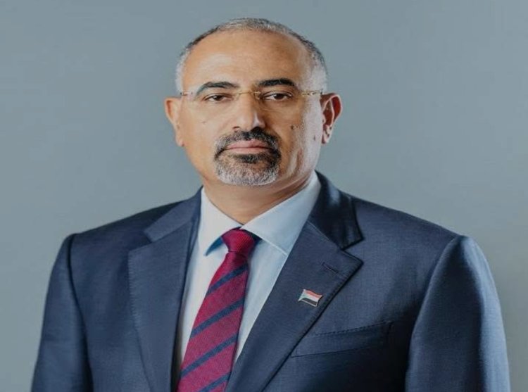 الرئيس الزُبيدي يصدر عددا من القرارات بشأن التعيينات والترقيات في المناصب القيادية في القوات المسلحة الجنوبية