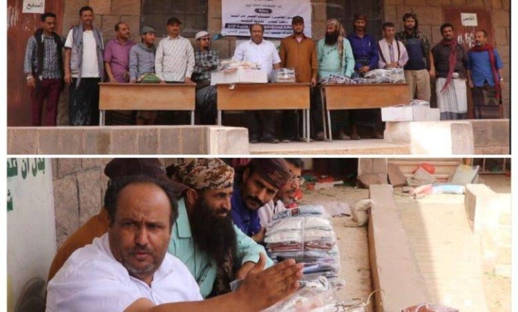 مؤسسة السلام توزع كسوة العيد في مناطق بالضالع ولحج