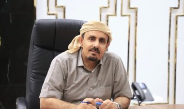 محافظ حضرموت يعزّي الأستاذ الدكتور عبدالله حسين البار في وفاة “والدته”.