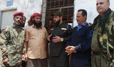 مدير أمن لحج العميد ناصر الشوحطي يزور إدارة أمن المسيمير ويشيد بجهود قيادته