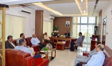 وكيل وزارة النفط والمعادن يتفقد الانضباط الوظيفي في الوحدات التابعة للوزارة عقب إجازة عيد الفطر