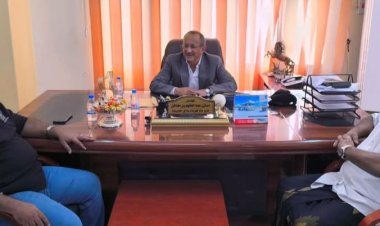 وكيل محافظة حضرموت للشؤون الفنية يتفقد سير العمل ومستوى الانضباط الوظيفي بالمؤسسة العامة لكهرباء ساحل حضرموت