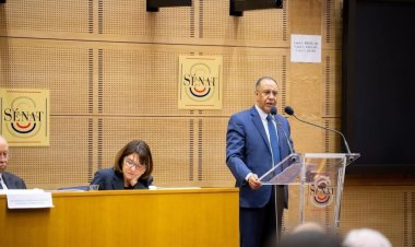 وزير الصناعة والتجارة يدعو الشركات الفرنسية للاستفادة من الفرص الاستثمارية في اليمن