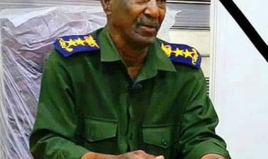 العميد المحمدي يعزي بوفاة العقيد سعد نصر مرتع مدير إدارة الأدلة الجنائية بأمن ساحل حضرموت