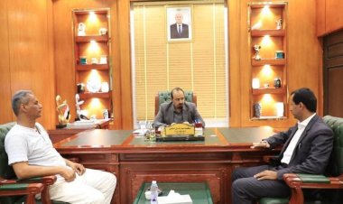 المحافظ بن ماضي يؤكد على أهمية تبادل الخبرات والتجارب بين حضرموت ومأرب في مجال النقل