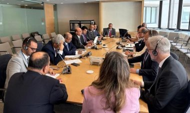 وزير المالية ومحافظ البنك المركزي يلتقيان مدير إدارة الشرق الأوسط وآسيا الوسطى بصندوق النقد الدولي