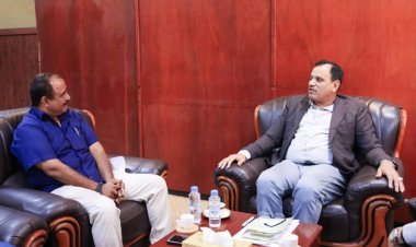 وزير الزراعة يناقش مع عميد كلية ناصر للعلوم الزراعية تطوير المرافق البحثية