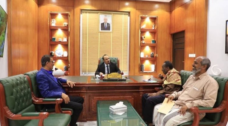 محافظ حضرموت يناقش الأوضاع العامة للنقابات والاتحادات ومنظمات المجتمع المدني بالمحافظة