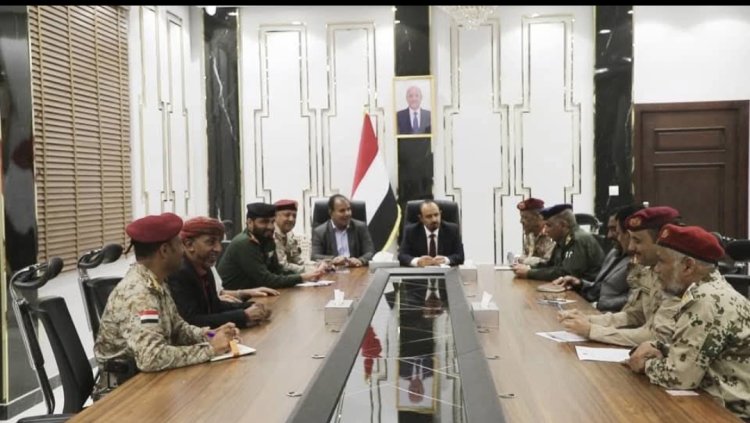 اللجنة الأمنية العليا بحضرموت تُقر إجراءات وتدابير لضمان الاستقرار وتُصدر بيانًا تدعو فيه إلى التكاتف المجتمعي لحفظ الأمن