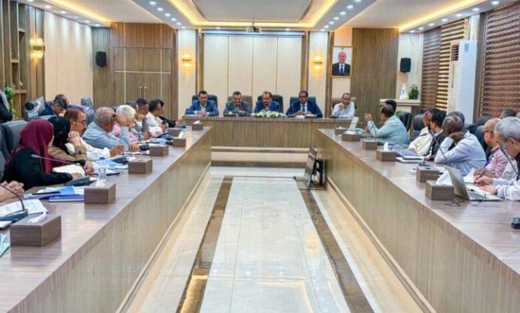 وزارة الزراعة والري والثروة السمكية تستعرض تقرير إنجازات مشاريع “الفاو” لعام 2024 وخطة تدخلاتها للعام 2025م