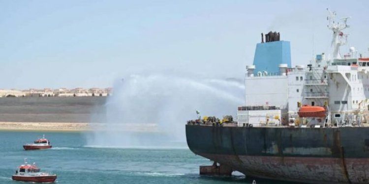 مصر تدعو إلى عودة سفن الشحن لعبور قناة السويس ‏