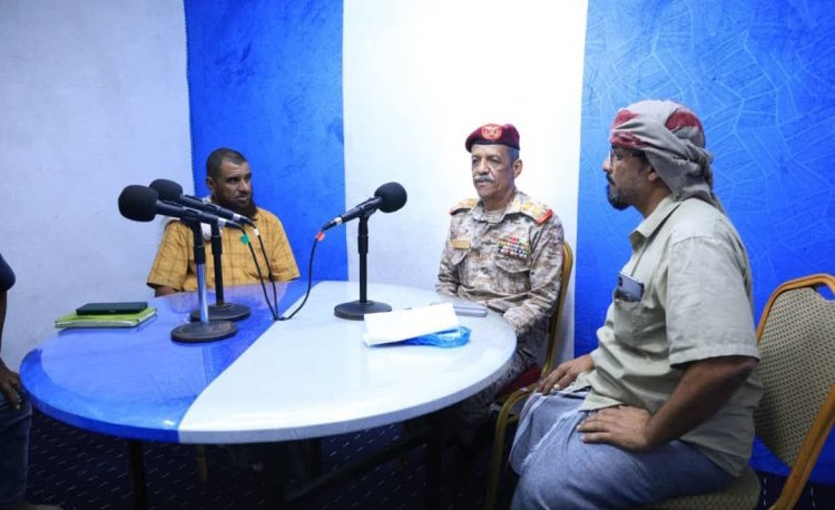 برنامج "حماة الديار" العسكري يُجري لقاءً خاصًّا مع قائد المنطقة العسكرية الثانية بمناسبة ذكرى تحرير ساحل حضرموت