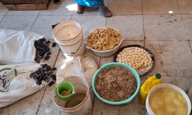 حملة تفتيشية موسعة على المنشآت الغذائية في الشحر تفضي إلى إغلاق مخالفين وإتلاف مواد غدائية فاسدة