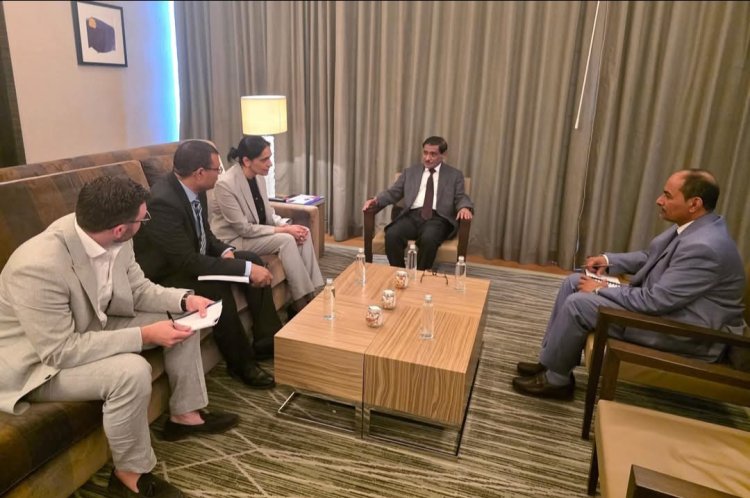 عضو مجلس القيادة الرئاسي البحسني يبحث مع سفيرة المملكة المتحدة مستجدات الأوضاع المحلية والإقليمية