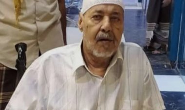 المدير باعباد يعزي نائبه الحامد في وفاة المغفور له خاله حسن بن عبد الله الحامد