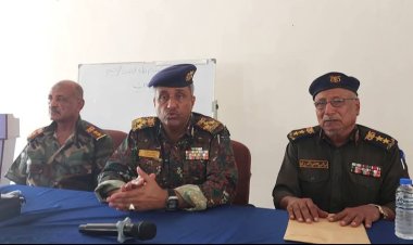 العميد الجابري يدشّن دورة تدريبية في الاتصالات اللاسلكية لتعزيز الجاهزية الأمنية بساحل حضرموت