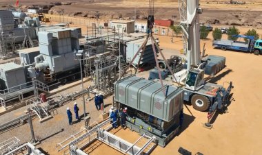 محافظ حضرموت يشيد بجهود شركة "بترومسيلة" في صيانة وإعادة إدخال أحد توربينات محطة كهرباء وادي حضرموت الغازية للخدمة