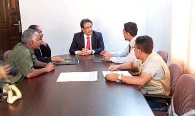 الوكيل الخليفي يصادق على عقد إنشاء مشروع مركز صحي في مدينة عتق بتمويل كويتي