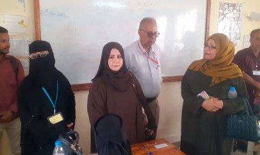 الأمانة العامة تتفقد سير امتحانات الثانوية العامة بالعاصمة عدن