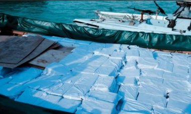 إحباط محاولة تهريب ثلاثة ملايين صاعق عسكري إلى الحوثيين عبر البحر الأحمر