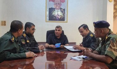 العميد المنهالي يعقد اجتماعًا أمنيًا طارئًا ويؤكد أن تحركات المجموعات المهددة للأمن مرصودة وسيتم ضربها بكل حزم