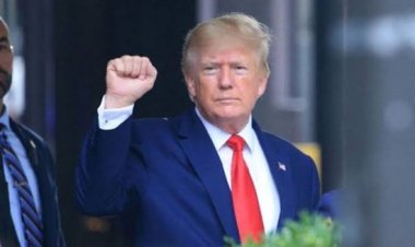 ترامب يلتقي الشرع في الرياض غداة التعهد برفع العقوبات عن سوريا