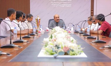 المدير باعباد يستقبل إدارة ثانوية المعارف الحديثة وطلابها الذين حصدوا ذهبية البطولة الوطنية لمناظرات المدارس 2025 وتتأهل لتمثيل الجمهورية في البطولة الدولية لمناظرات المدارس ISDC في دولة قطر